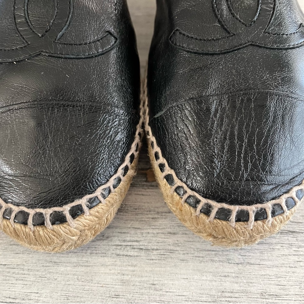 CHANEL CC Cap toe Classic Black Leather Espadrilles size 40 - Picture 8 of 11